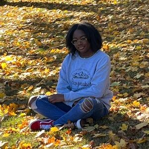 Meet your Posher, Salise